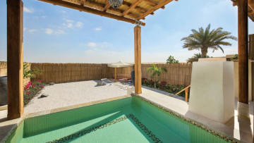One Bedroom Suite Pool (180 m²)