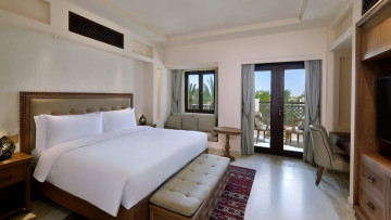 Deluxe Two Bedroom Suite (150 m²)