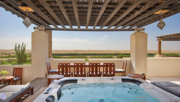 Two Bedroom Suite Jacuzzi (170 m²)