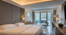 1 King Bed Sea View with Hot Tub Premium (30 m2)