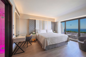 Two Bedroom Family Suite (90 m²)