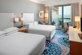 2 Queen Beds Deluxe Ain Dubai and Sea View