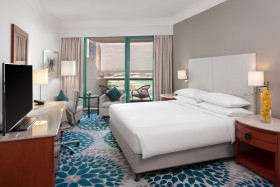 King Gulf Suite With Sea View