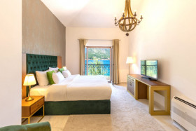 Beachfront Villas (198–209 m2)