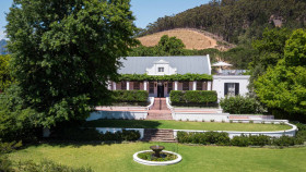 Manor House Exclusive (740 m²)