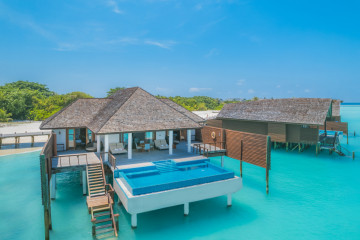 Two-Bedroom Ocean Villa With Pool (330 m², 2 vily)