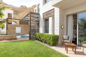 Summerhouse with Garden and Pool (150 m²)