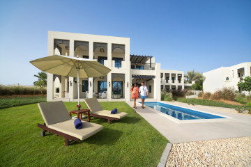 Two Bedroom Premium Villa Beach Access (145 m²)