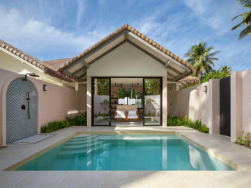 One Bedroom Residence with Beach Pool and Garden Pool