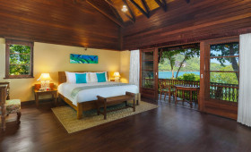 Hilltop Villa (60 m2)