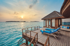 Sunrise Over Water Villa (119 m²)