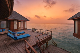 Sunset Over Water Villa (119 m²)