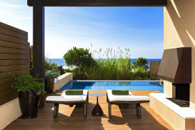 Ionian Exclusive Premium Infinity Beachfront Suites (82 m2)