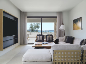 Escape Agora Beachfront Infinity 2-Bedroom Suite (100 m2)