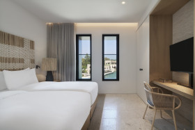 Escape Agora Bayfront Rooftop 2-Bedroom Suite (100 m2)