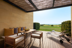 Superior Deluxe Sea Front Room (40 m²)