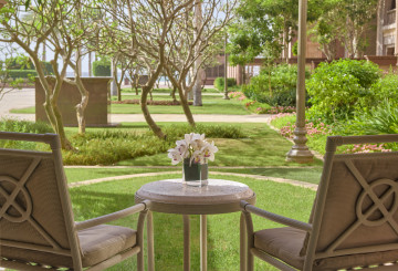 Deluxe Garden Terrace Room