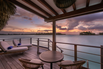 Overwater Bungalow Lagoon View (41 m2)