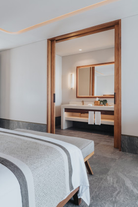 Oceanfront Deluxe Plus