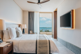 Oceanfront Superior Suite