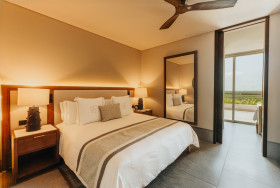 Oceanfront Two Storey 3BDR Royal Suite