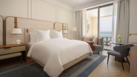 One-Bedroom Marina-View Residence (105–115 m²)