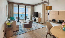 One Bedroom Executive Sea View Suite (102 m2)