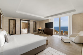King Suite Panoramic Sea View