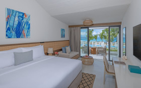 Superior Ocean View Balcony Room (32 m2)