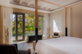 Sanctuary Ocean Villa with Garden and Pool (197 m²)