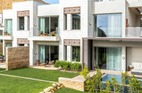 Four Bedroom Summerhouse with Garden and Pool and Ocean View (300 m2)