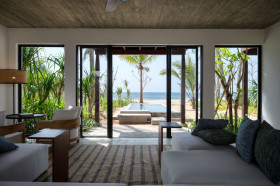 Bay View Pool Residence