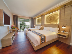 2 Queen Bed Ocean View Room (42 m²)