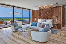 2 Bedroom Presidential Suite, Bedroom 1: 1 King, Bedroom 2: 2 Queen, Ocean view, Corner room