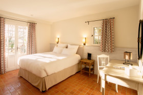 Mico Hamlet: Cassole Category