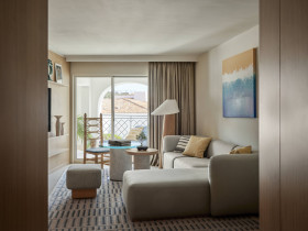 Deluxe Suite (54 m²)