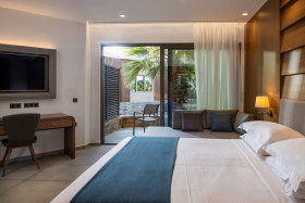 Deluxe Bungalow Garden View