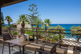 Luxury Family Open Plan Sea Front