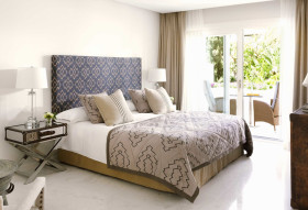 Grand Suite Kitchen (100m²)