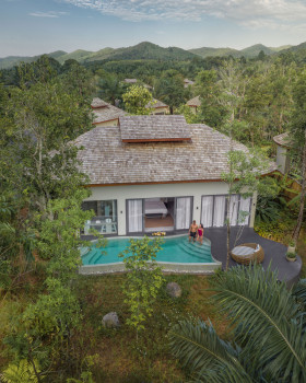 Wellness Lagoon Pool Villa