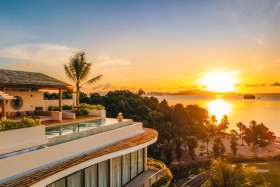 Crystal Sea View Penthouse