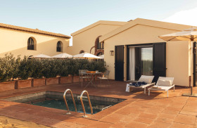 Junior Suite with Pool