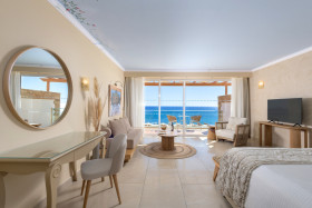 Platinum Beach Room Sea View (51 m2)