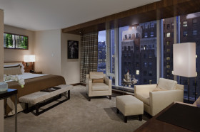 Fairmont City View King / 2 Queen