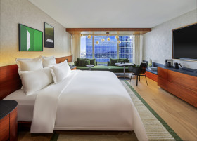 Deluxe City View King With Jetted Tub