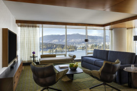 Coal Harbour Corner Suite King