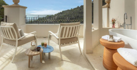 Two-Bedroom Suites (110 m²)