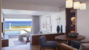 Peninsula Grand Villa Two Double & One Single Bedroom with Private Pool