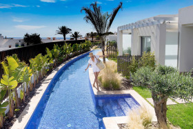 Laguna Suite Swim Up (48 m2)