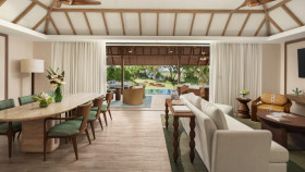 Three Bedroom Residence with Pool (360 m²)